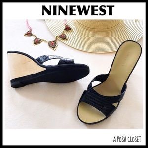 BLACK SLIDES WEDGE PLATFORM LEATHER STRAP SANDALS